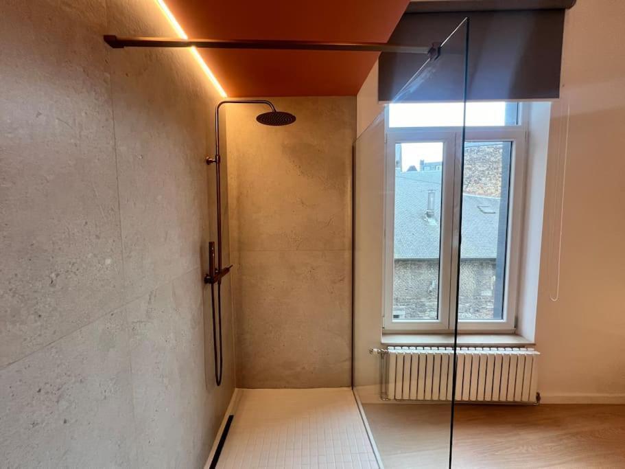 L'Escapade Chic - Cathedrale, Saint Lambert Apartman Liège Kültér fotó
