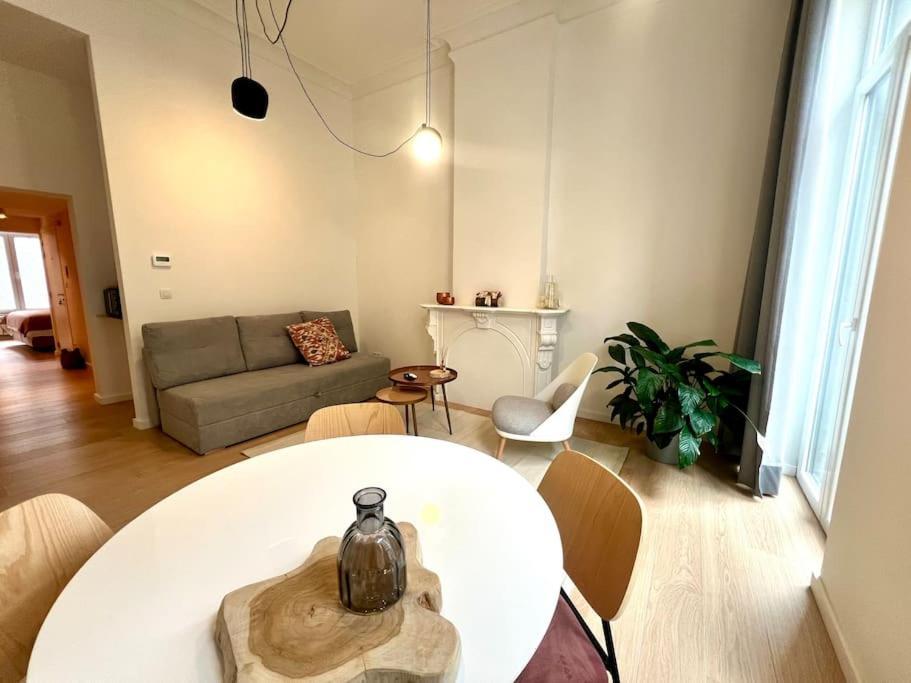 L'Escapade Chic - Cathedrale, Saint Lambert Apartman Liège Kültér fotó
